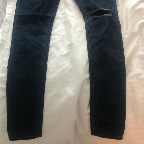 Rag and Bone Distressed Skinny Jeans - Picture 2 of 9